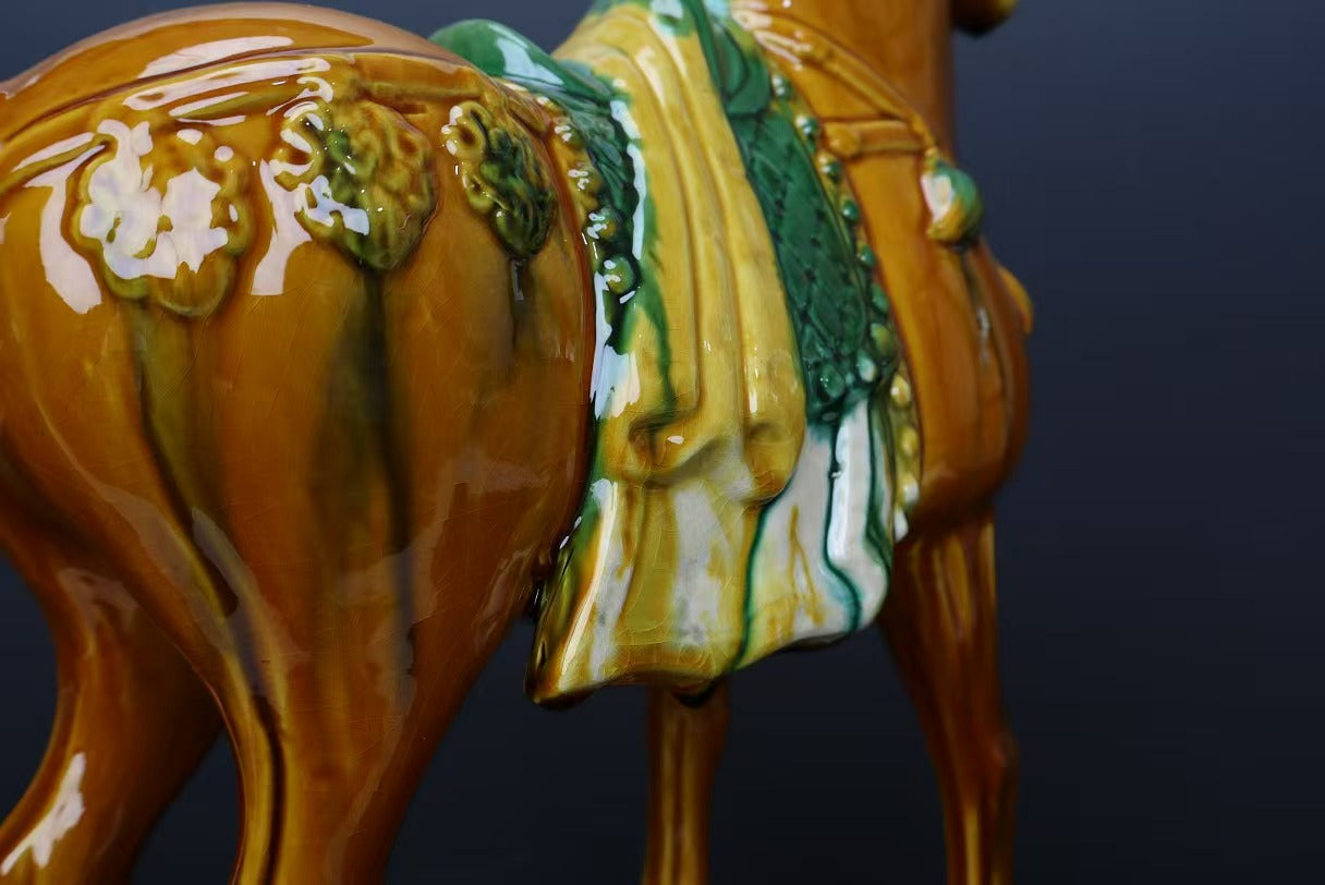 high-grade arts and crafts sculpture pottery painting ornament horse colorful black green blue