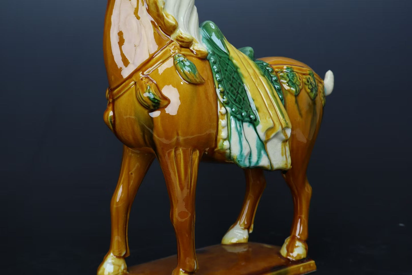 high-grade arts and crafts sculpture pottery painting ornament horse colorful black green blue