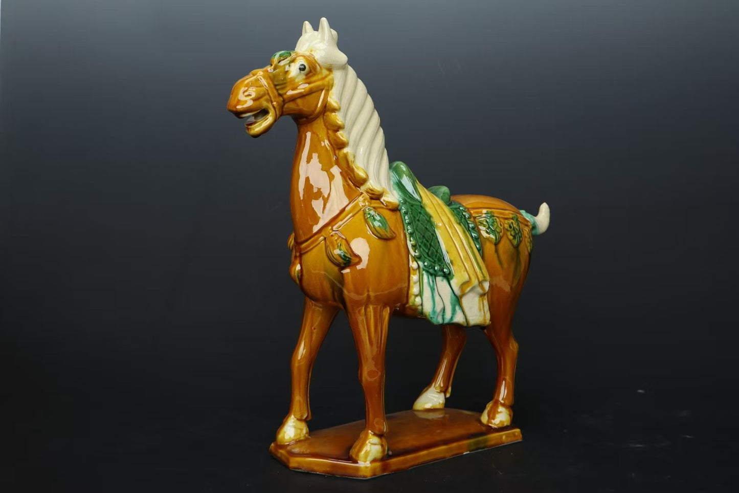 high-grade arts and crafts sculpture pottery painting ornament horse colorful black green blue