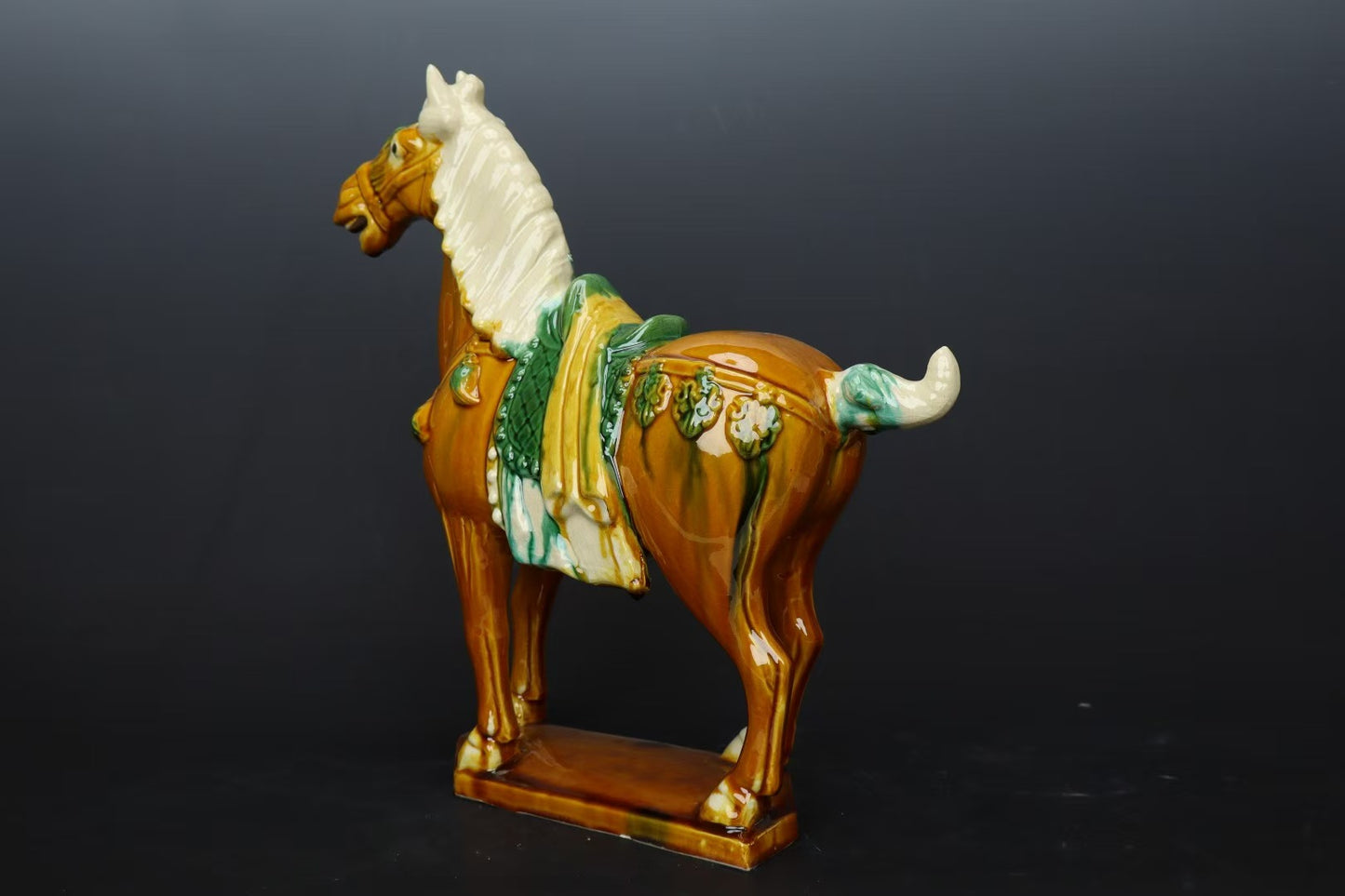 high-grade arts and crafts sculpture pottery painting ornament horse colorful black green blue
